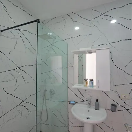 Pepper 40 Saints Saranda