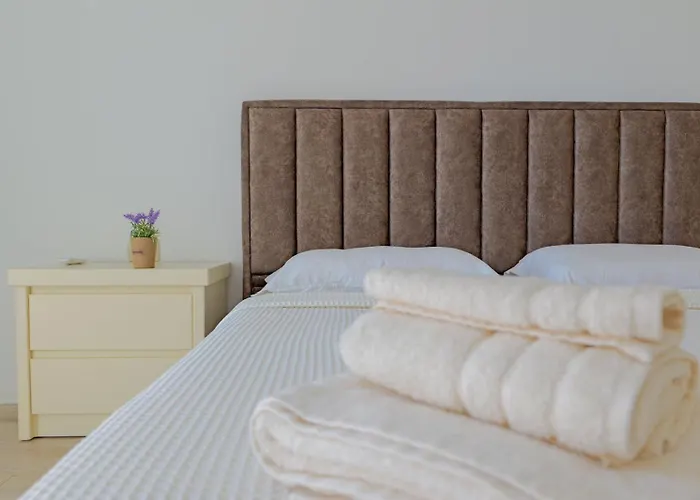 Pepper 40 Saints Sarandë